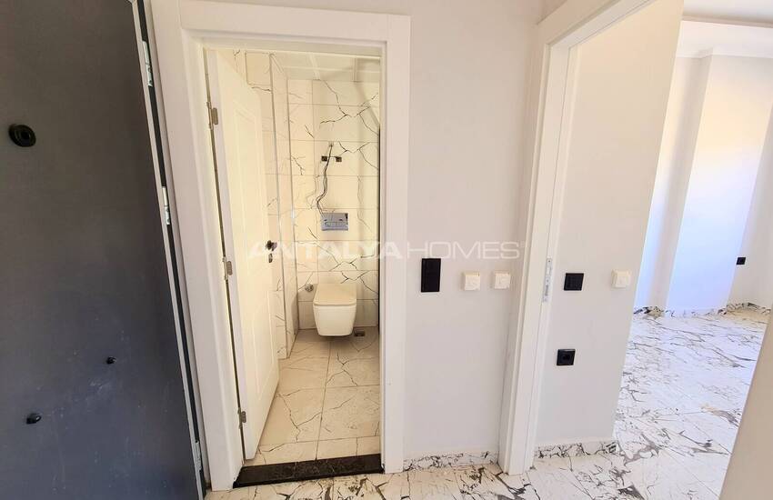 Alanya'da Zengin Olanaklı Sitede Şehir ve Dağ Manzaralı Daireler 26