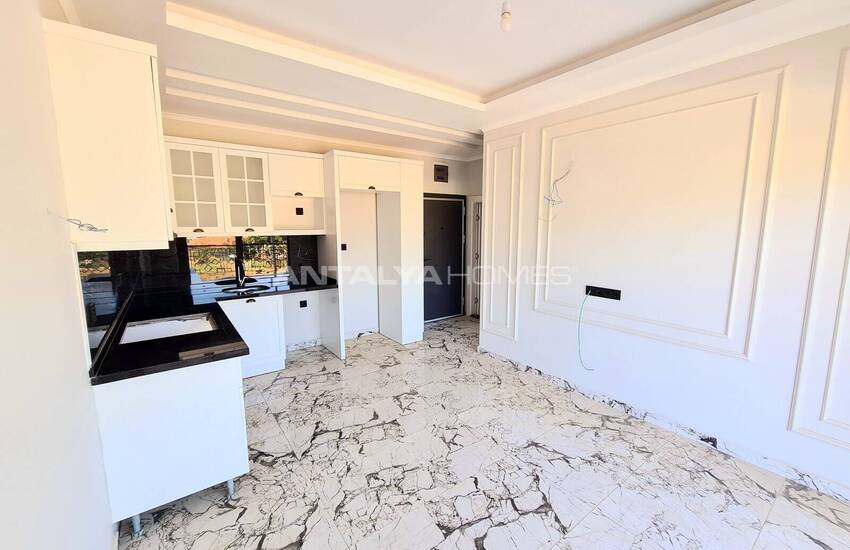 Alanya'da Zengin Olanaklı Sitede Şehir ve Dağ Manzaralı Daireler 22