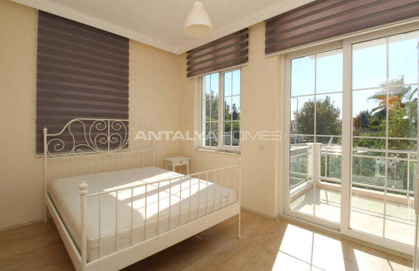 Antalya Belek'te Golf Sahasına Yakın Sitede Satılık Müstakil Villa 31