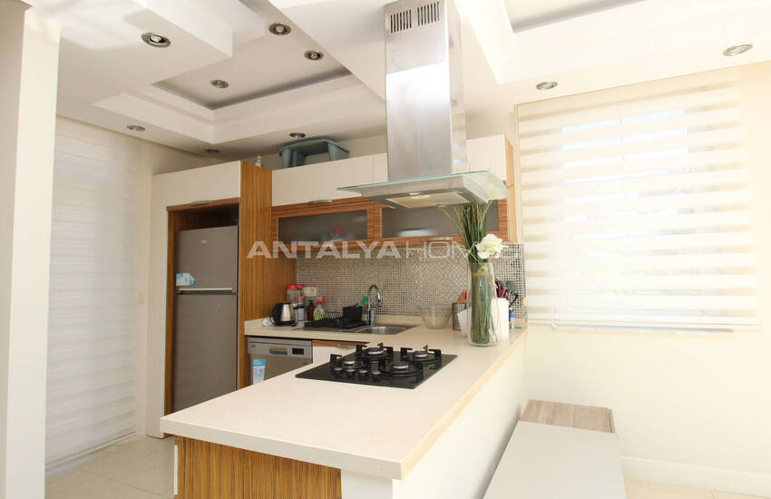 Antalya Belek'te Golf Sahasına Yakın Sitede Satılık Müstakil Villa 29