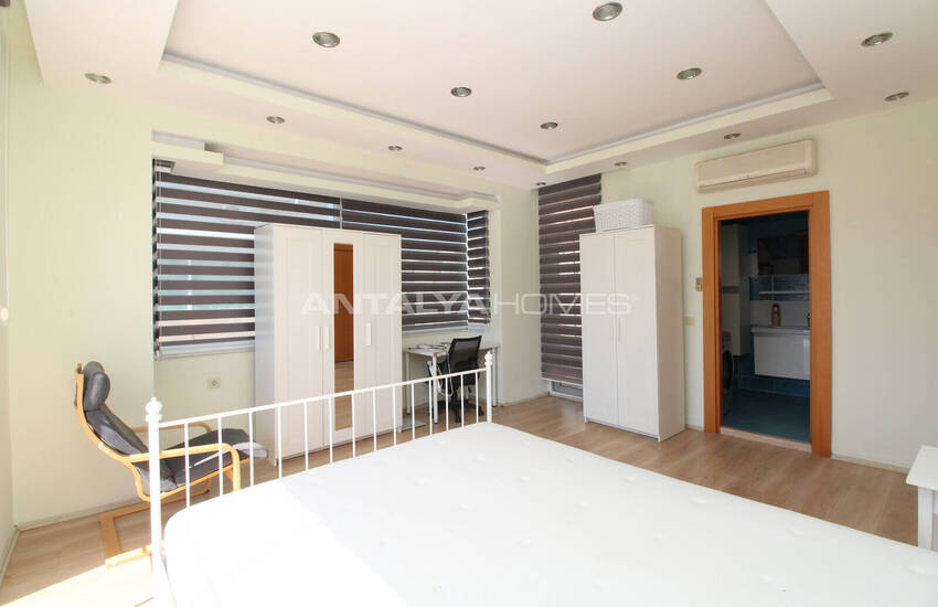 Antalya Belek'te Golf Sahasına Yakın Sitede Satılık Müstakil Villa 34