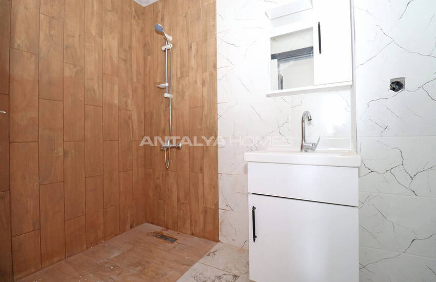 Antalya Kepez'de 2 Yatak Odalı Şık Daireler 11