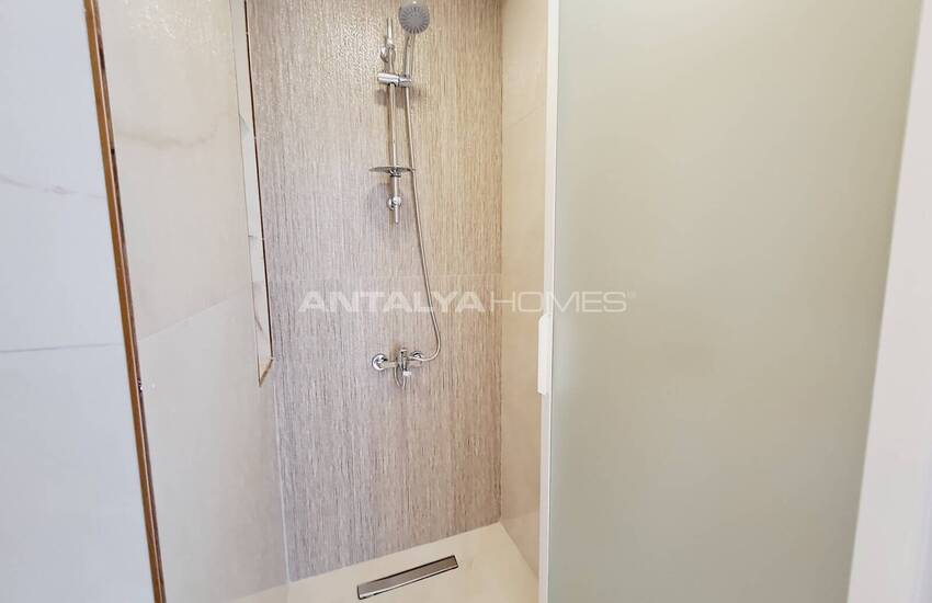 شقق جاهزة بإطلالة على البحر في مجمع بحمام سباحة في ألانيا 31