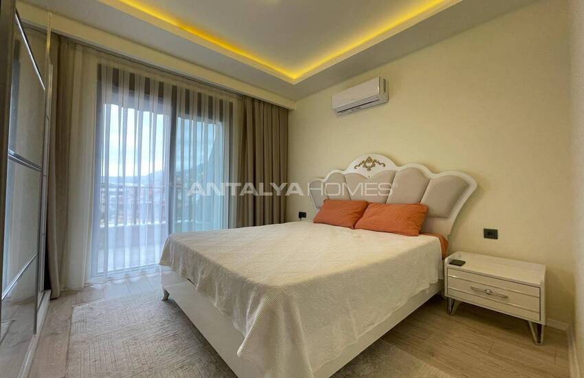 Beach-side Flat in a Complex with Pool in Alanya Center 29