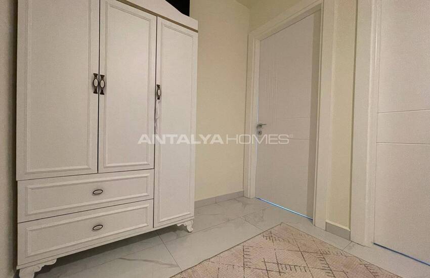 Beach-side Flat in a Complex with Pool in Alanya Center 31