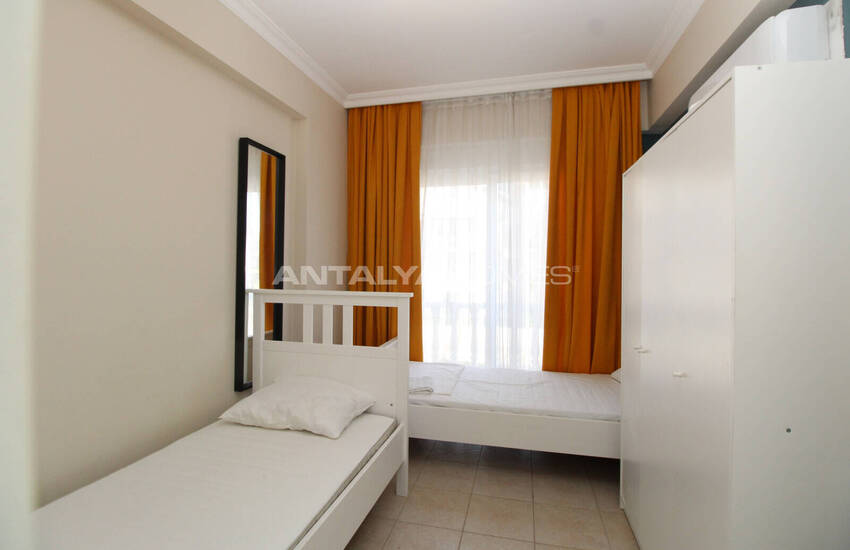 Antalya Belek'te Havuzlu Sitede Eşyalı 3+1 Daire 24