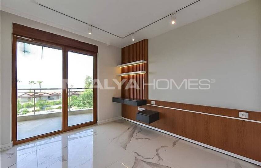 Instapklaar Appartement In Een Complex Aan Zee Met Zwembad In Alanya 9