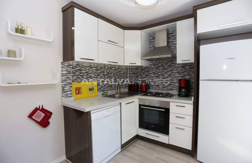 Real Estate with Mountain-view in a Complex in Konyaalti 19