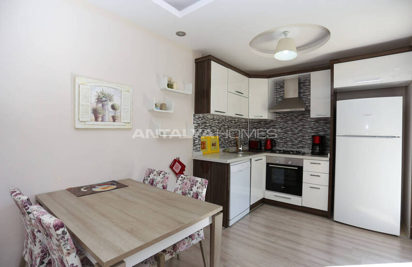 Real Estate with Mountain-view in a Complex in Konyaalti 20