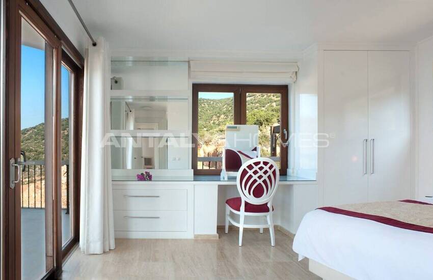 Vrijstaand Huis Aan Het Strand Met Privézwembad In Kaş Kalkan 13