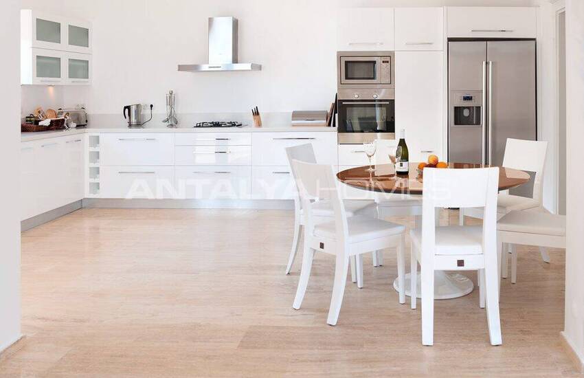 منزل منفصل على شاطئ البحر مع مسبح خاص في كاش كالكان 8