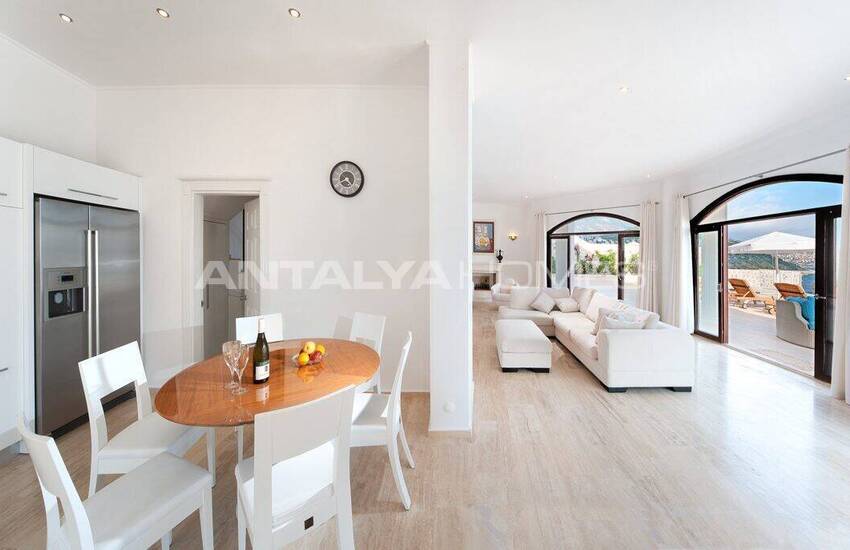 منزل منفصل على شاطئ البحر مع مسبح خاص في كاش كالكان 9