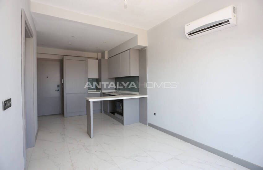 Квартиры в комплексе с богатыми удобствами в Анталье Алтынташе 21