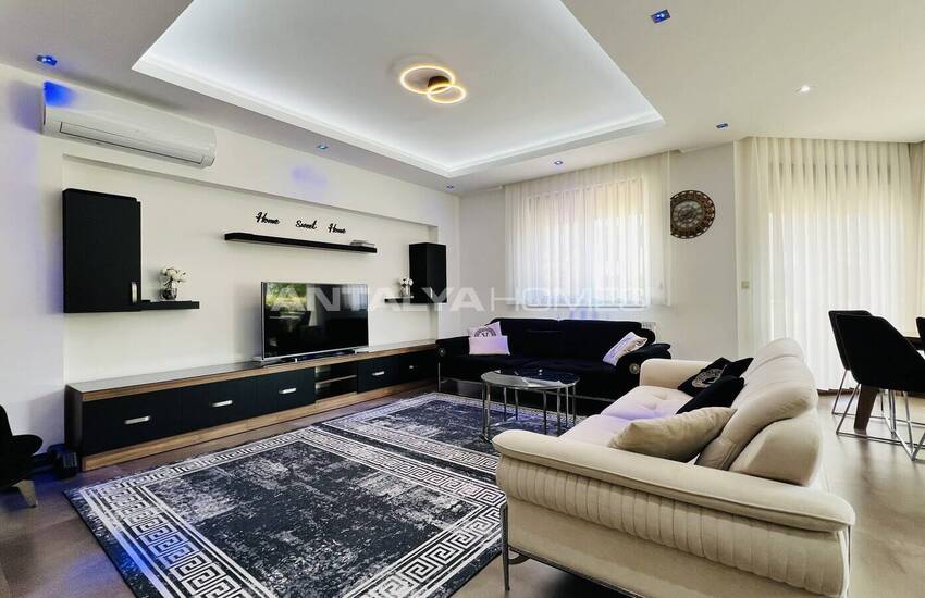 Hus Med Bergsutsikt Nära Havet I Ett Komplex I Çamyuva 9