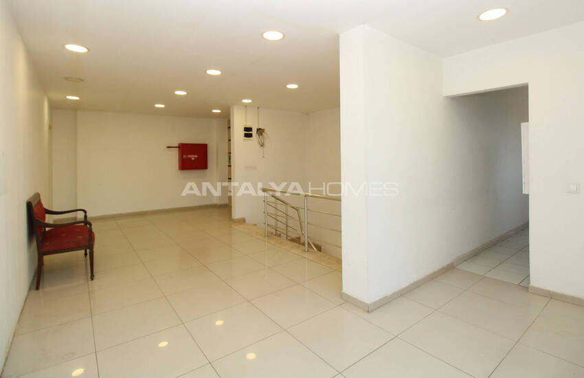 3-storey Shop with High-visibility in Antalya Güzeloba 18