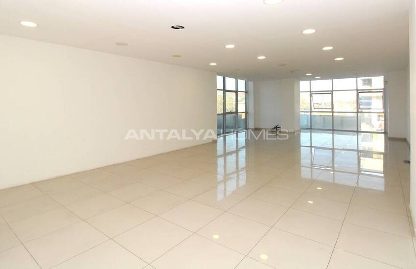 3-storey Shop with High-visibility in Antalya Güzeloba 19