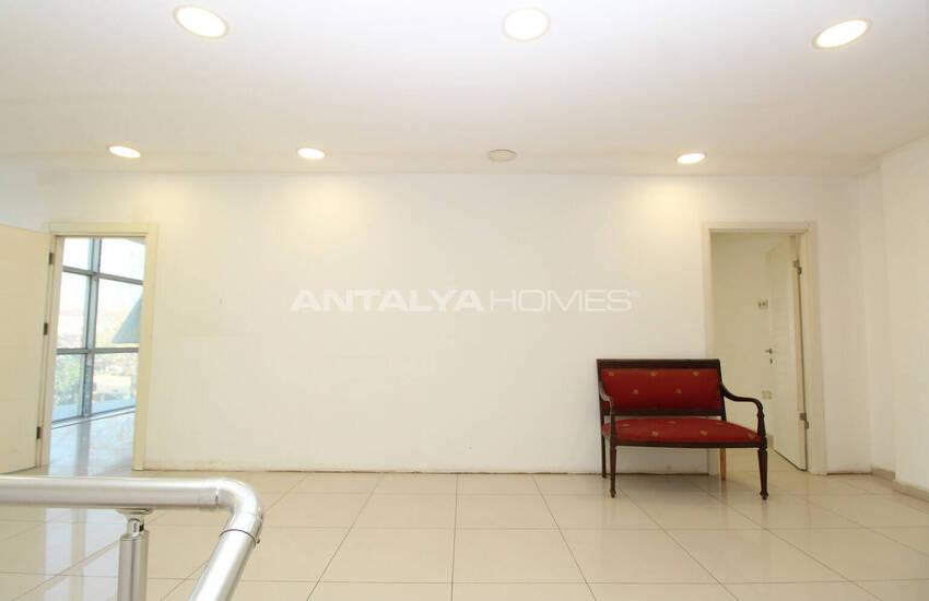 3-storey Shop with High-visibility in Antalya Güzeloba 16