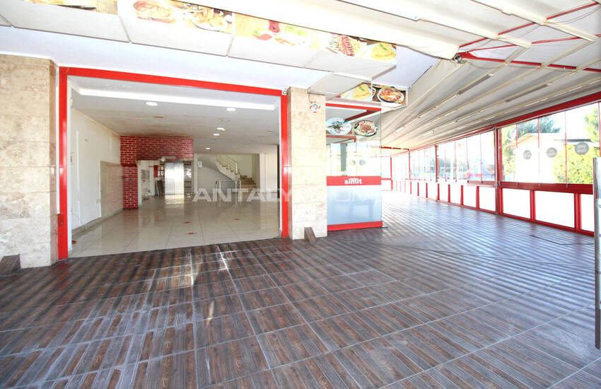 3-storey Shop with High-visibility in Antalya Güzeloba 8