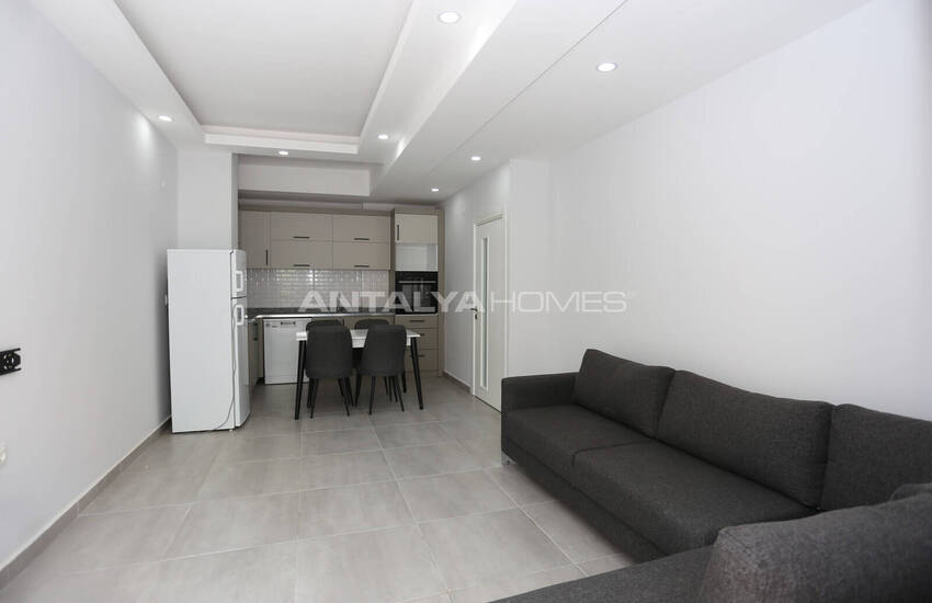 Furnished 1-bedroom Flat in a Complex Near Sea in Antalya Muratpaşa 7