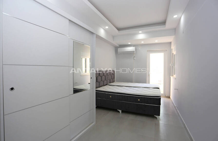 Furnished 1-bedroom Flat in a Complex Near Sea in Antalya Muratpaşa 10