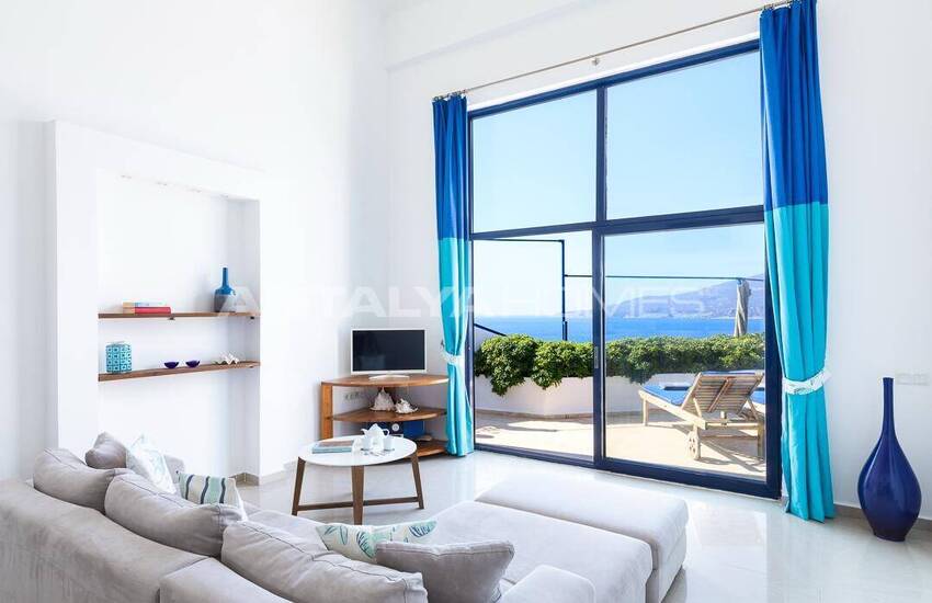 منازل بغرفة نوم واحدة وغرفتي نوم مطلة على البحر في كالكان أنطاليا 16