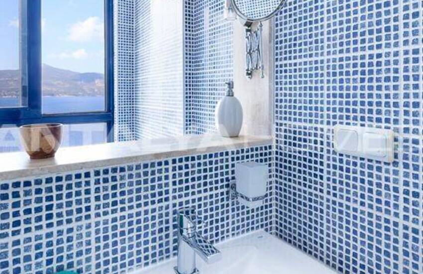 منازل بغرفة نوم واحدة وغرفتي نوم مطلة على البحر في كالكان أنطاليا 15