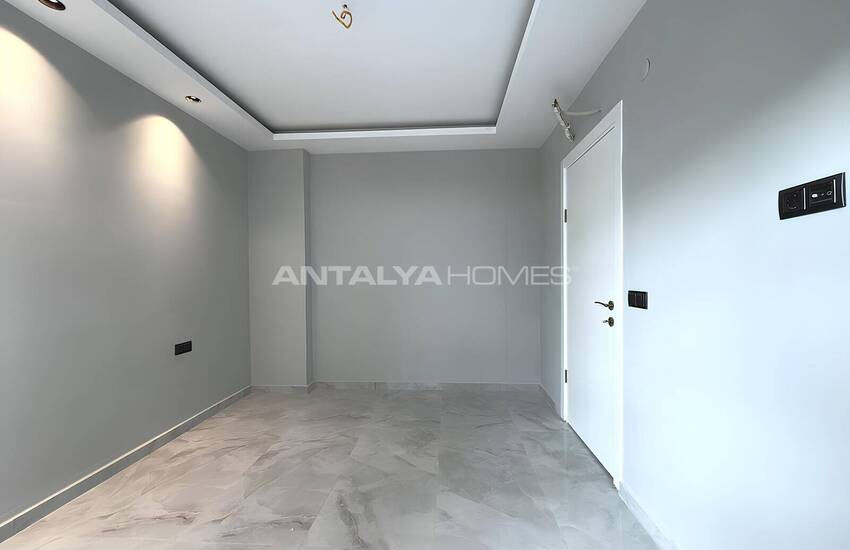 خانه مجزا با دید دریا با استخر خصوصی در آلانیا 17