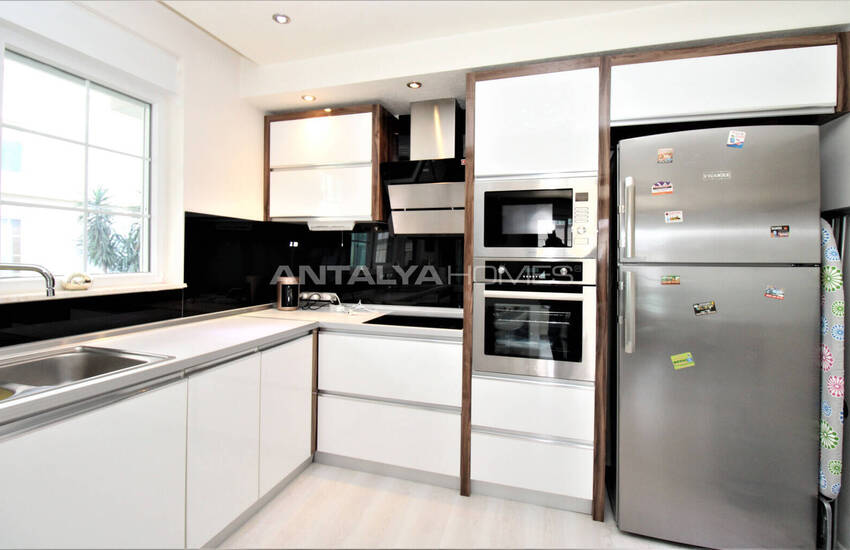 Key Ready Apartment in a Complex with a Pool in Antalya Lara 23