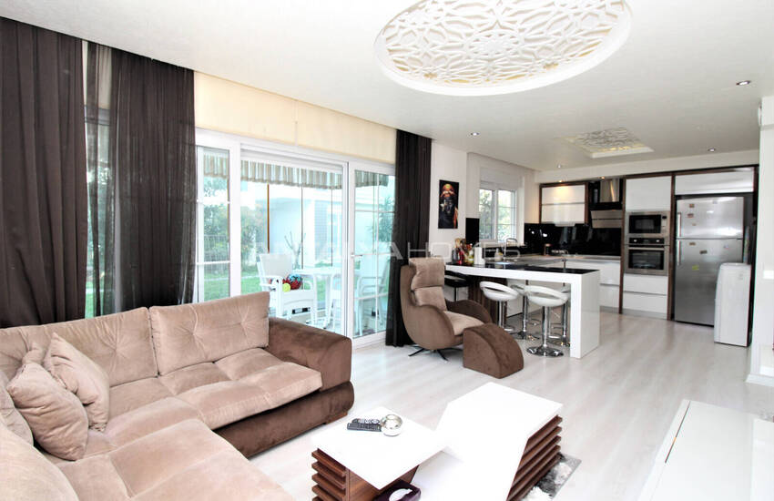 Key Ready Apartment in a Complex with a Pool in Antalya Lara 19