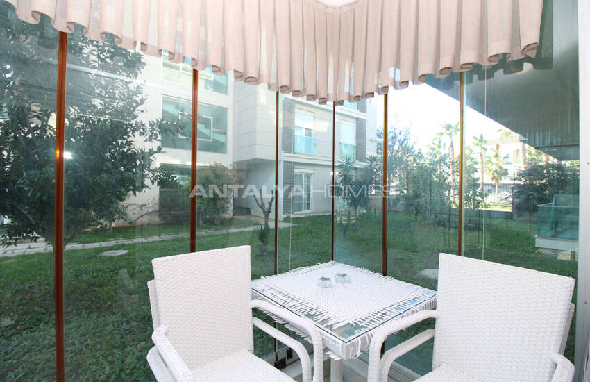 Key Ready Apartment in a Complex with a Pool in Antalya Lara 32