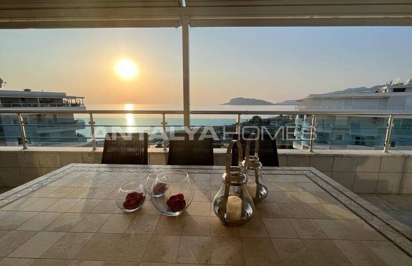 عقارات أنيقة مطلة على البحر للبيع في ألانيا توسمور 39