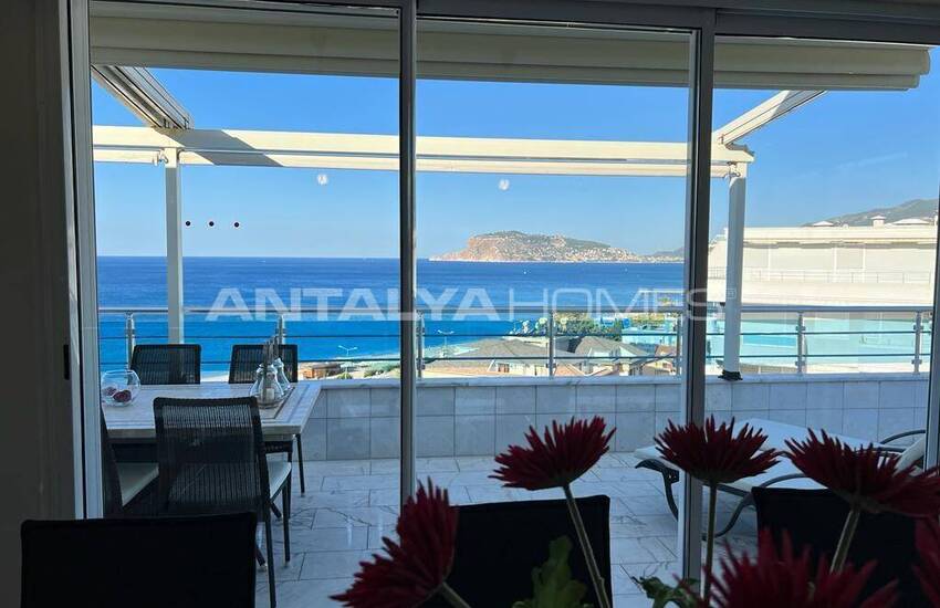 عقارات أنيقة مطلة على البحر للبيع في ألانيا توسمور 24