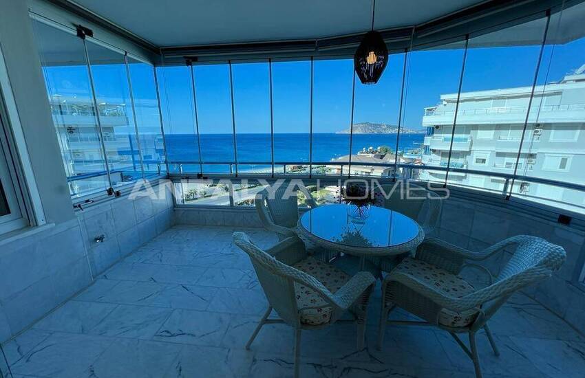 عقارات أنيقة مطلة على البحر للبيع في ألانيا توسمور 36