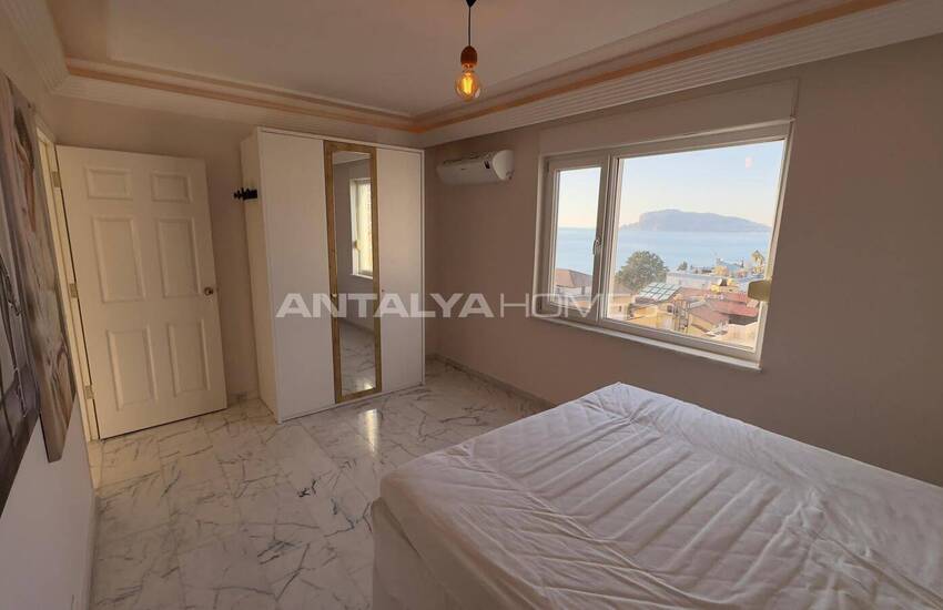 عقارات أنيقة مطلة على البحر للبيع في ألانيا توسمور 55