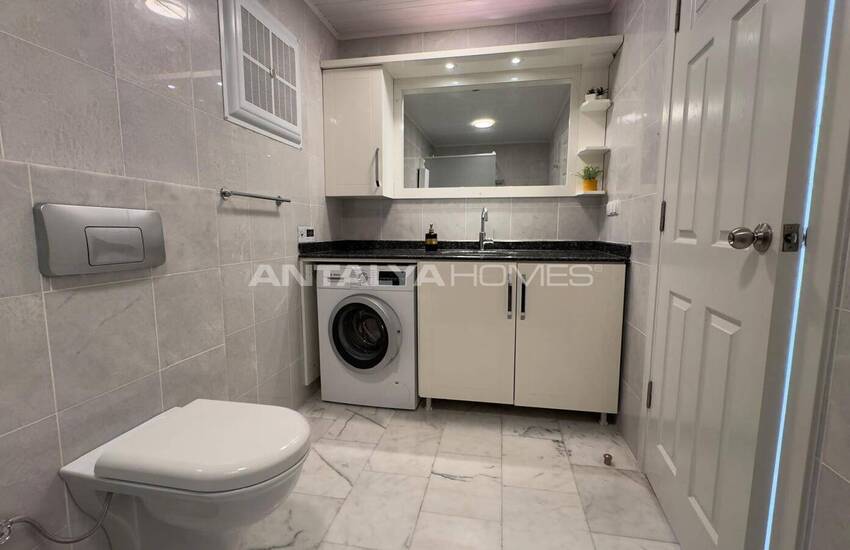 عقارات أنيقة مطلة على البحر للبيع في ألانيا توسمور 61