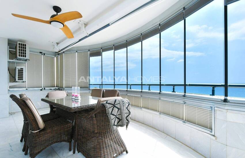 عقارات أنيقة مطلة على البحر للبيع في ألانيا توسمور 33