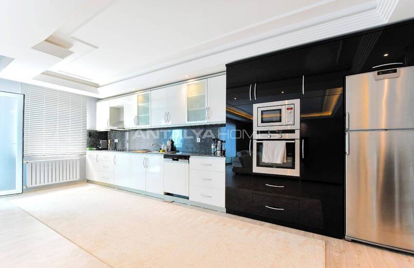 عقارات أنيقة مطلة على البحر للبيع في ألانيا توسمور 41