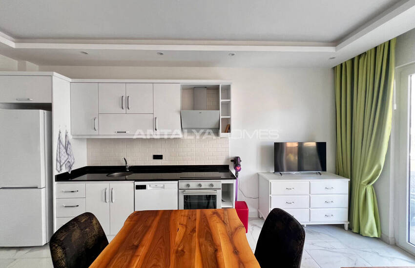 Alanya'da Havuzlu Site İçinde Satılık Taşınmaya Hazır Daire 6