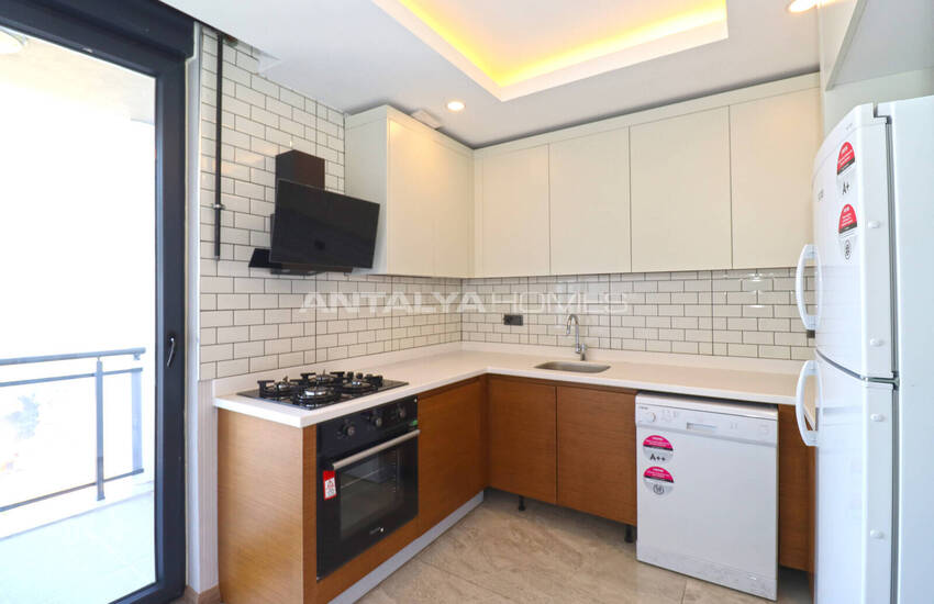 Döşemealtı, Antalya'da Site İçinde Eşyalı 2 Yatak Odalı Daire 22