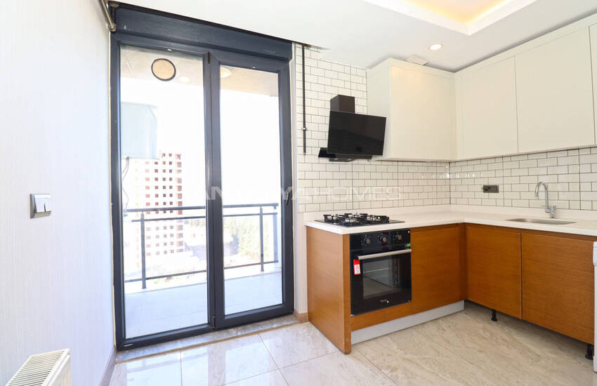 Döşemealtı, Antalya'da Site İçinde Eşyalı 2 Yatak Odalı Daire 23