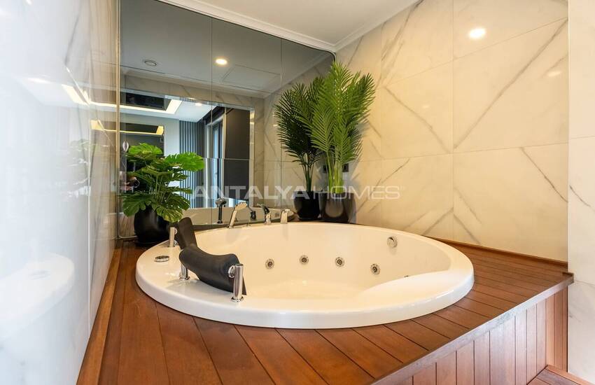 Renovated 4-bedroom Furnished Villa by the Beach in Konyaaltı Liman 30