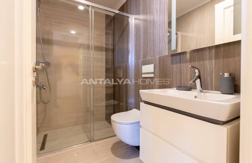 Renovated 4-bedroom Furnished Villa by the Beach in Konyaaltı Liman 47