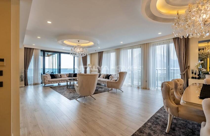 Renovated 4-bedroom Furnished Villa by the Beach in Konyaaltı Liman 22