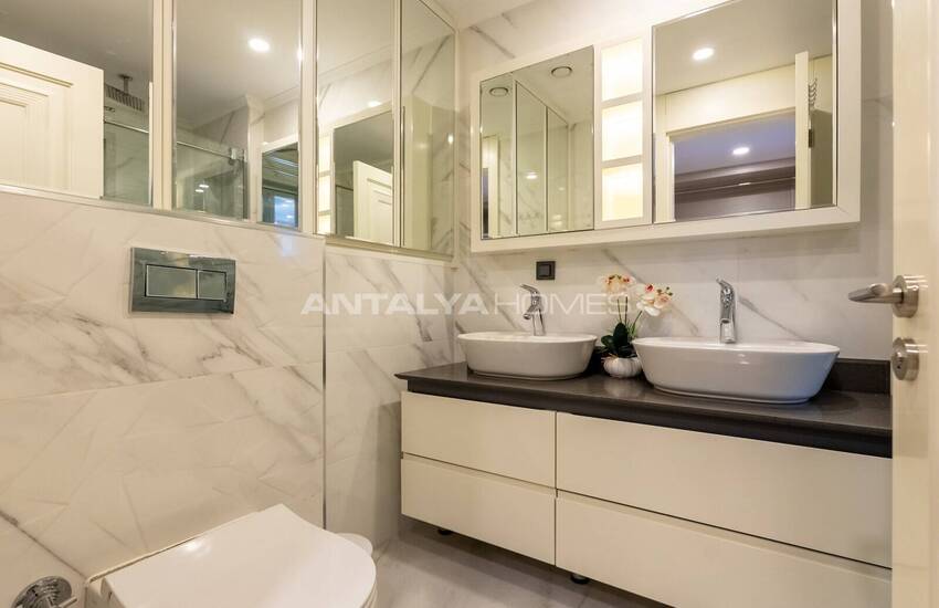 Renovated 4-bedroom Furnished Villa by the Beach in Konyaaltı Liman 48