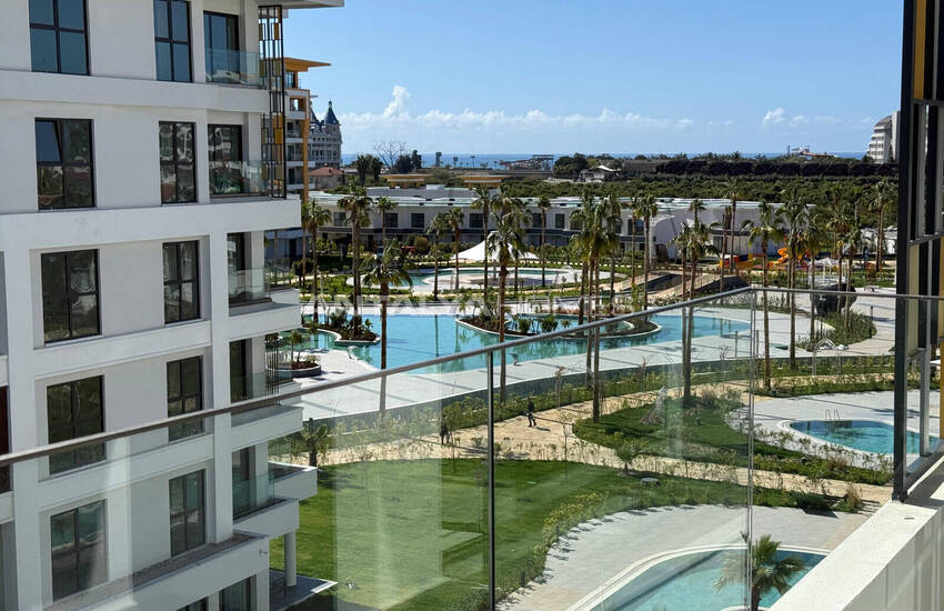 Sea View Apartment for Sale in Türkler Azura World Complex 40