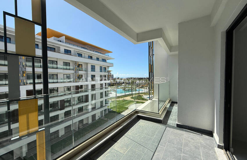 Sea View Apartment for Sale in Türkler Azura World Complex 42
