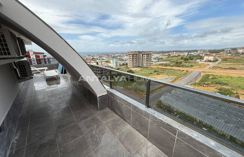 Alanya Payallar’da Deniz Manzaralı Satılık Eşyalıdaire 36