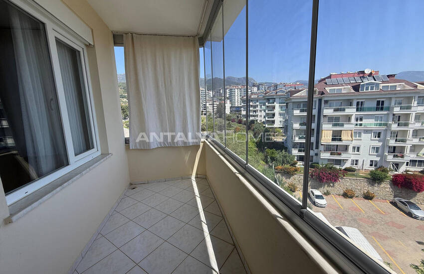 Квартира на крыше с видом на море и город в Алании 15