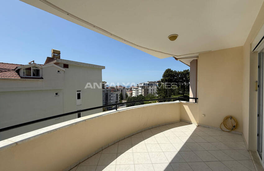 Квартира на крыше с видом на море и город в Алании 16