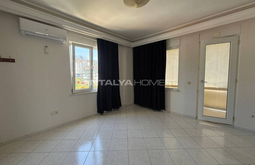 Квартира на крыше с видом на море и город в Алании 9